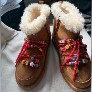 Glazer tan brown sole with beaded lace